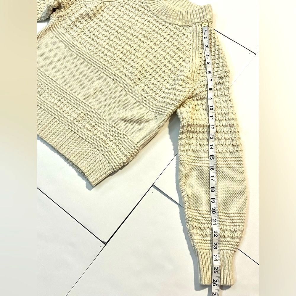 Universal Thread Women’s Cream Knit Warm Cozy Sweater Size Small - Picture 7 of 14